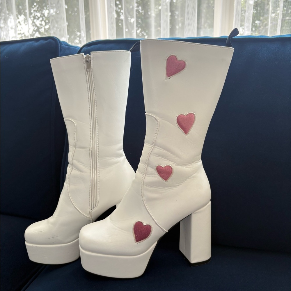 Pink and White Platform Shoes with Heart Details - Picture 2 of 5